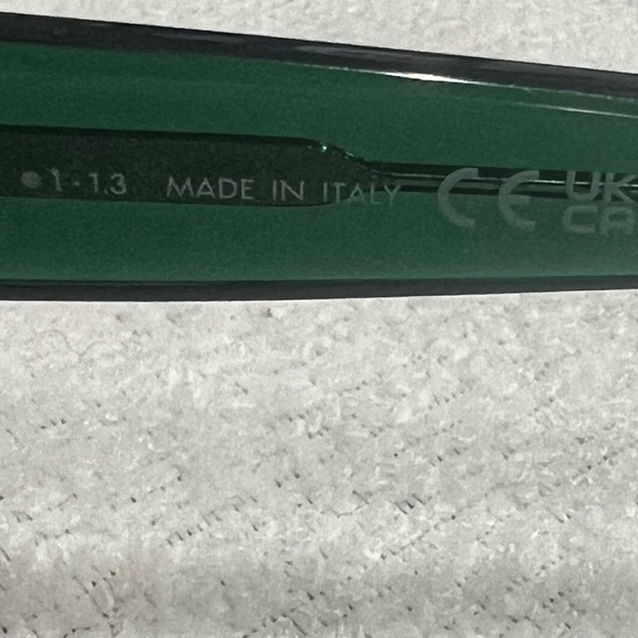 Celine Sunglasses CL40267U - Picture 5 of 9